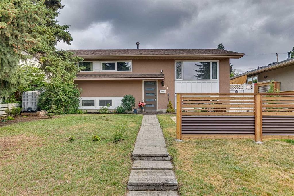 731 Archwood Road SE — photo 1