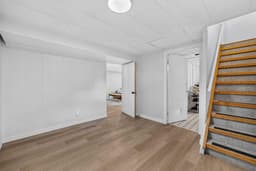 Thumbnail 32