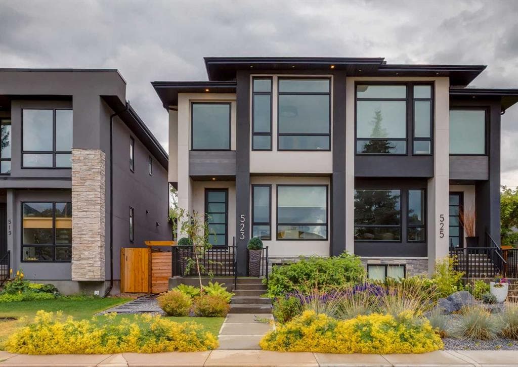 4-bed Semi-detached for sale at 523 22 Avenue NW, Calgary