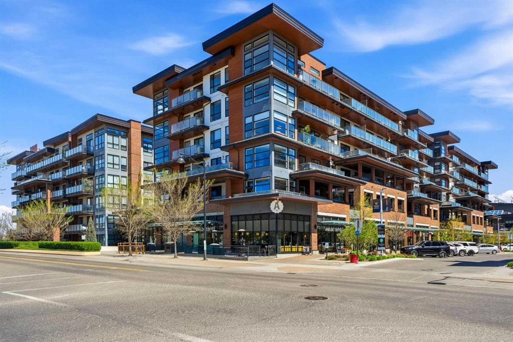 618, 122 Mahogany Centre SE — photo 1