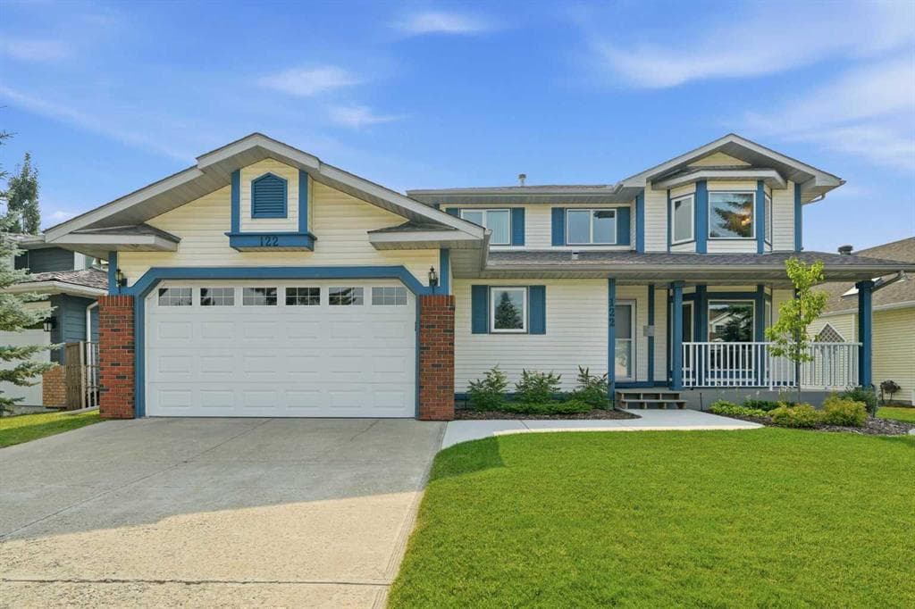 4-bed Detached for sale at 122 Douglas Woods Hill SE, Calgary