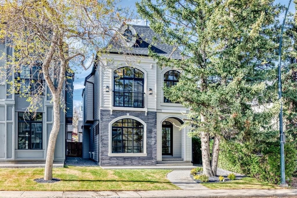 5-bed Detached for sale at 1610 49 Avenue SW, Calgary