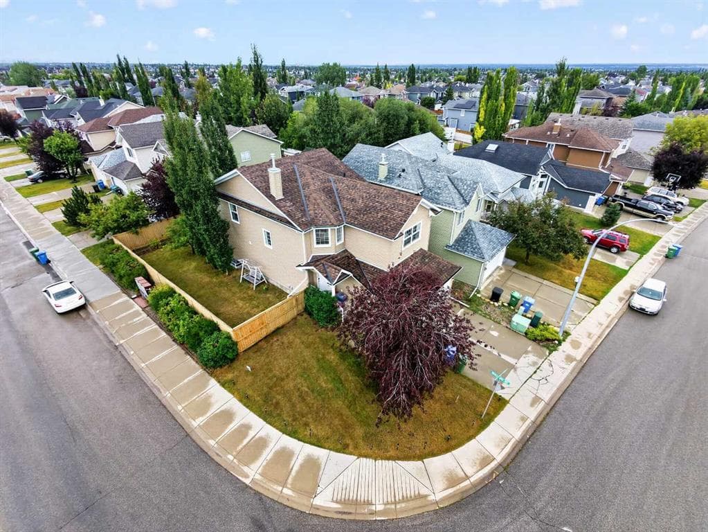 5-bed Detached for sale at 252 Bridlewood Common SW, Calgary
