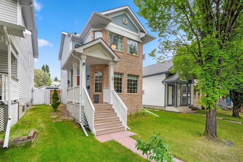 3-bed Detached for sale at 39 Hidden Valley Link NW, Calgary