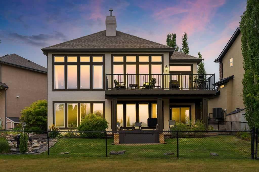 22 Tuscany Estates Crescent NW — photo 1