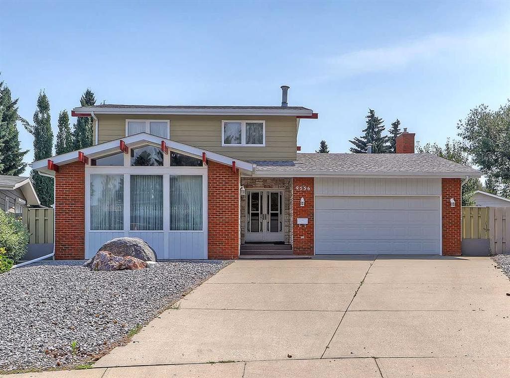 4-bed Detached for sale at 9556 Oakland Way SW, Calgary