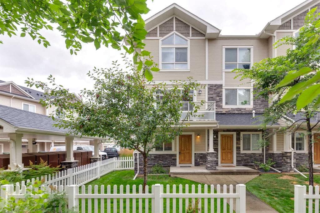 26 Skyview Ranch Gardens NE — photo 1