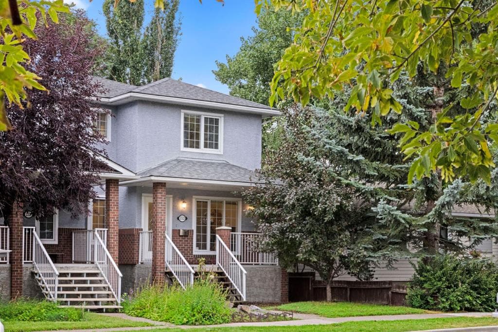 4-bed Semi-detached for sale at 2323 5 Avenue NW, Calgary