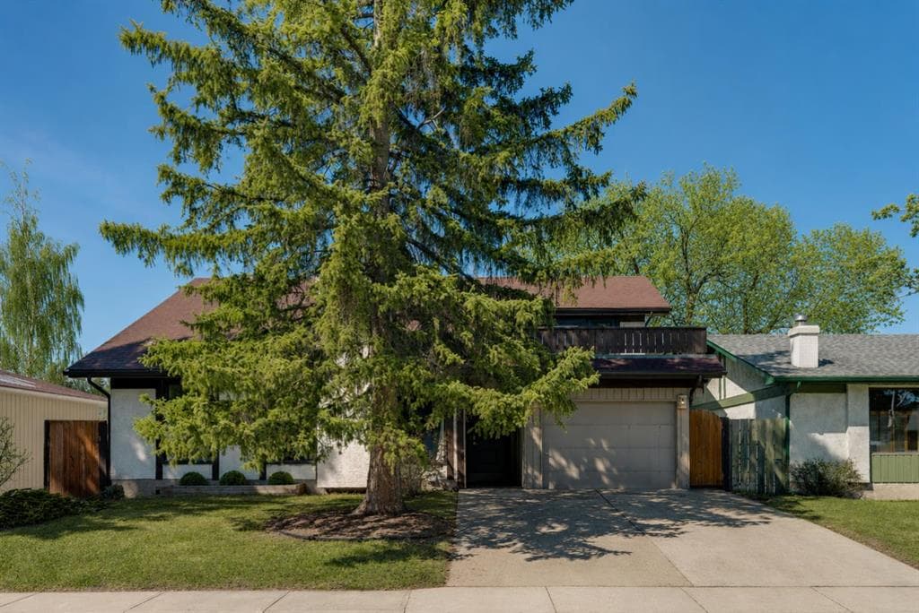5-bed Detached for sale at 12 Oakvale Place SW, Calgary