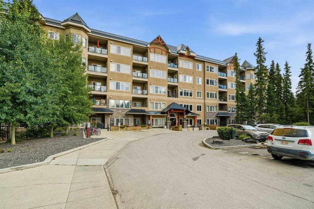 2-bed Apartment for sale at 531, 30 Discovery Ridge Close SW, Calgary