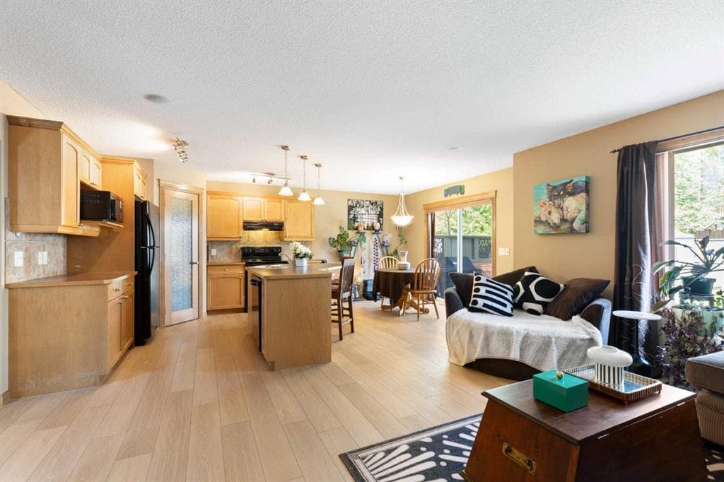 34 Tuscany Meadows Drive NW — photo 1