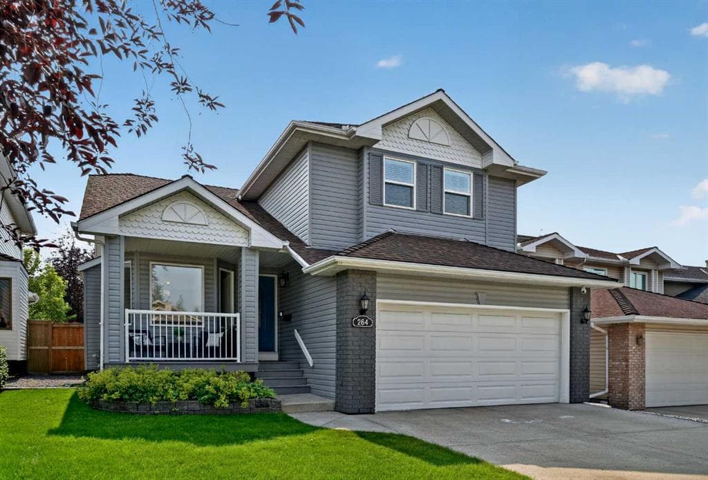 264 Riverview Close SE — photo 1
