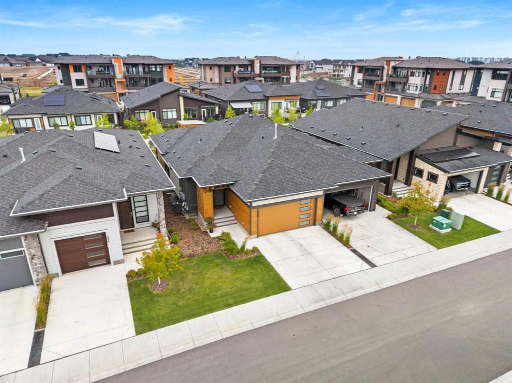 3-bed Semi-detached for sale at 220 Marina Cove SE, Calgary