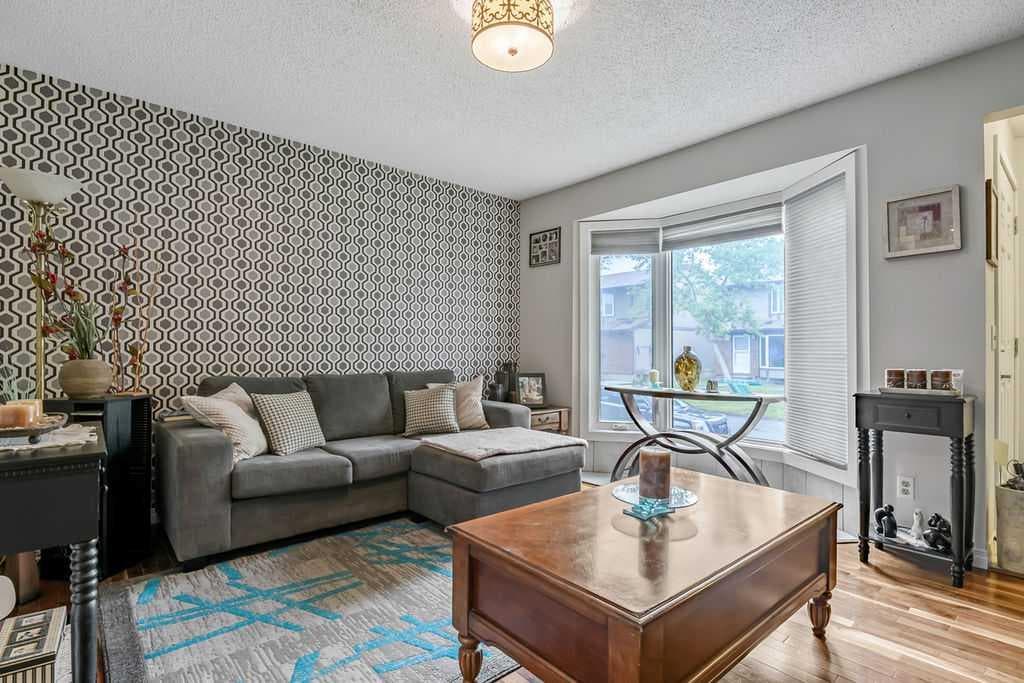 3-bed Townhouse for sale at 114, 6103 Madigan Drive NE, Calgary