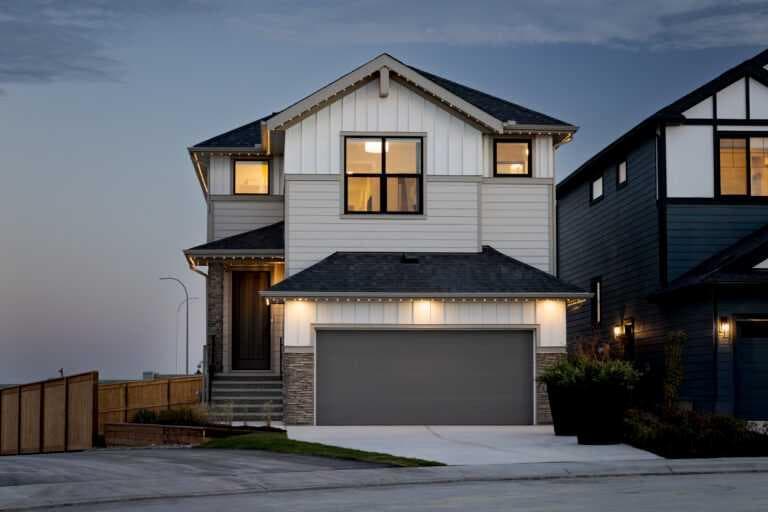 43 Marmot Grove NW — photo 1