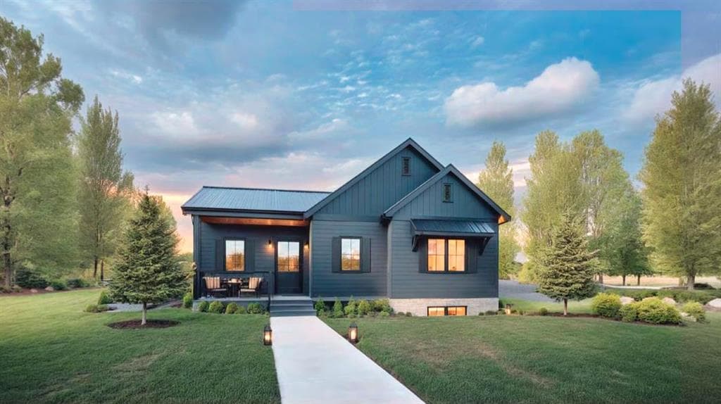 325 Flare Avenue SW — photo 1