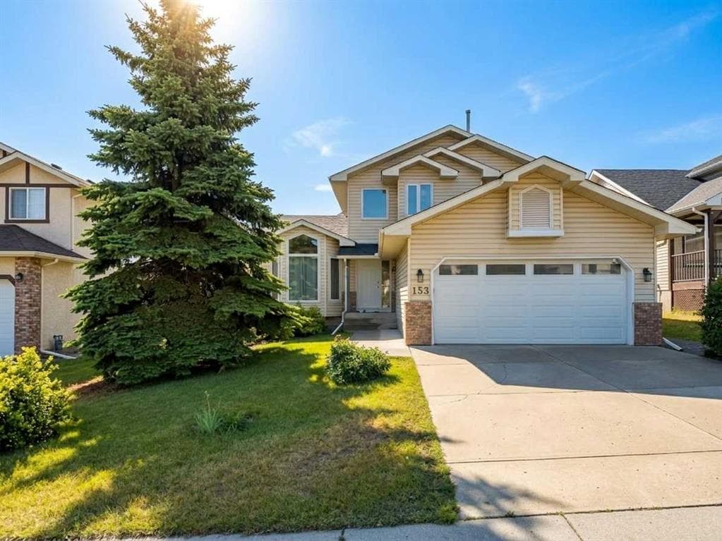 5-bed Detached for sale at 153 Hawkdale Circle NW, Calgary
