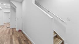 Thumbnail 38