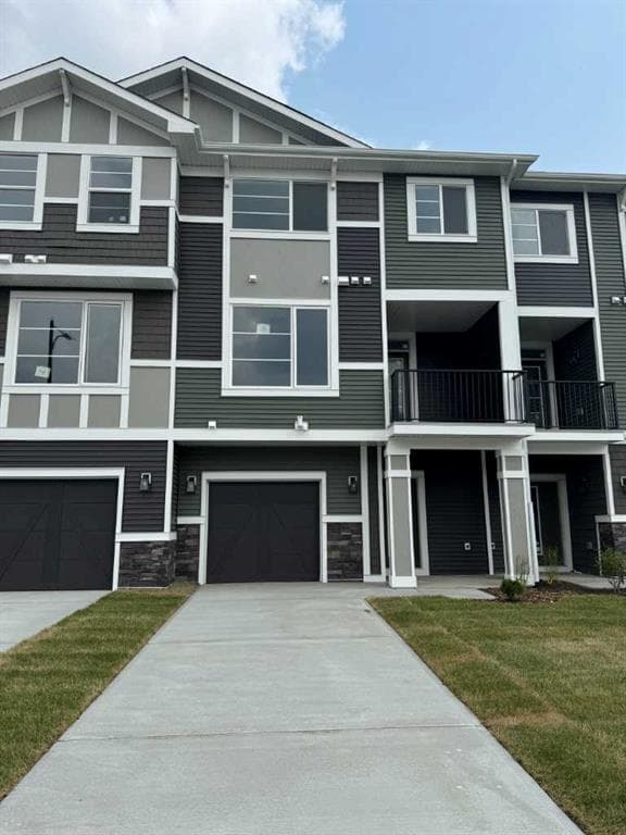 8 Waterford Glen — photo 1