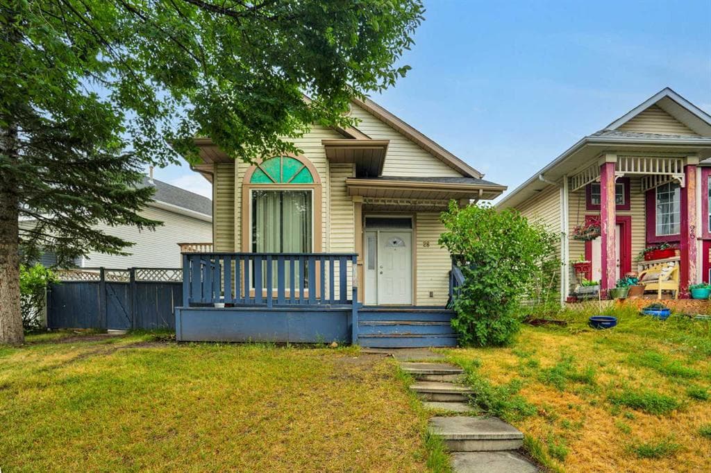 5-bed Detached for sale at 28 Martinridge Road NE, Calgary