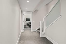 Thumbnail 28
