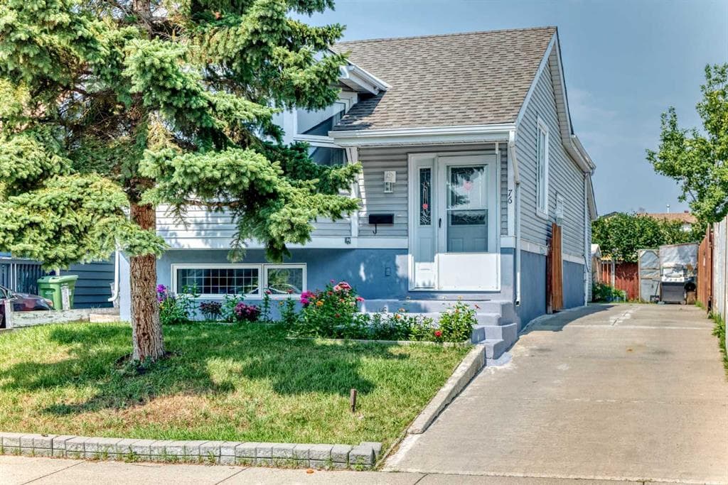 4-bed Detached for sale at 76 aberfoyle Close NE, Calgary