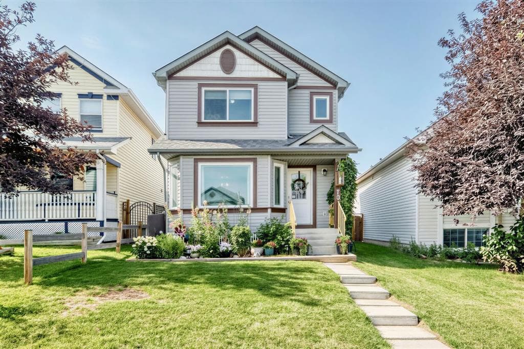 3-bed Detached for sale at 79 Hidden Hills Way NW, Calgary