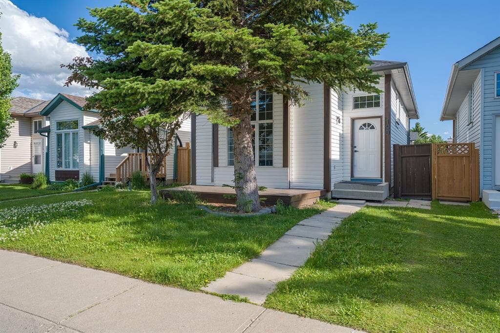 5-bed Detached for sale at 190 Coverdale Road NE, Calgary