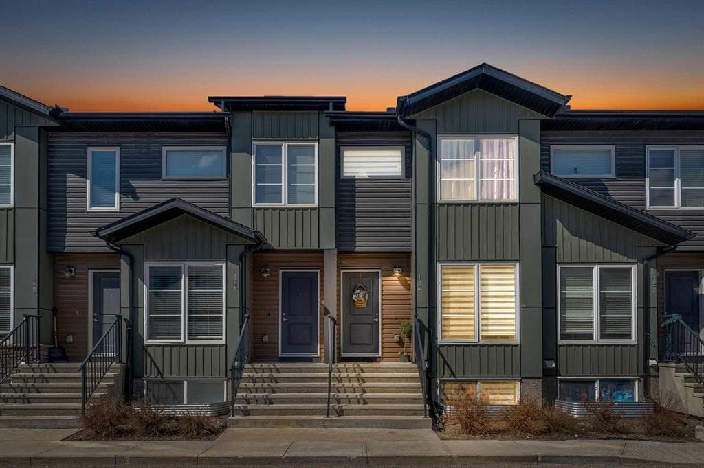 3-bed Townhouse for sale at 124, 31 Red Embers Parade NE, Calgary