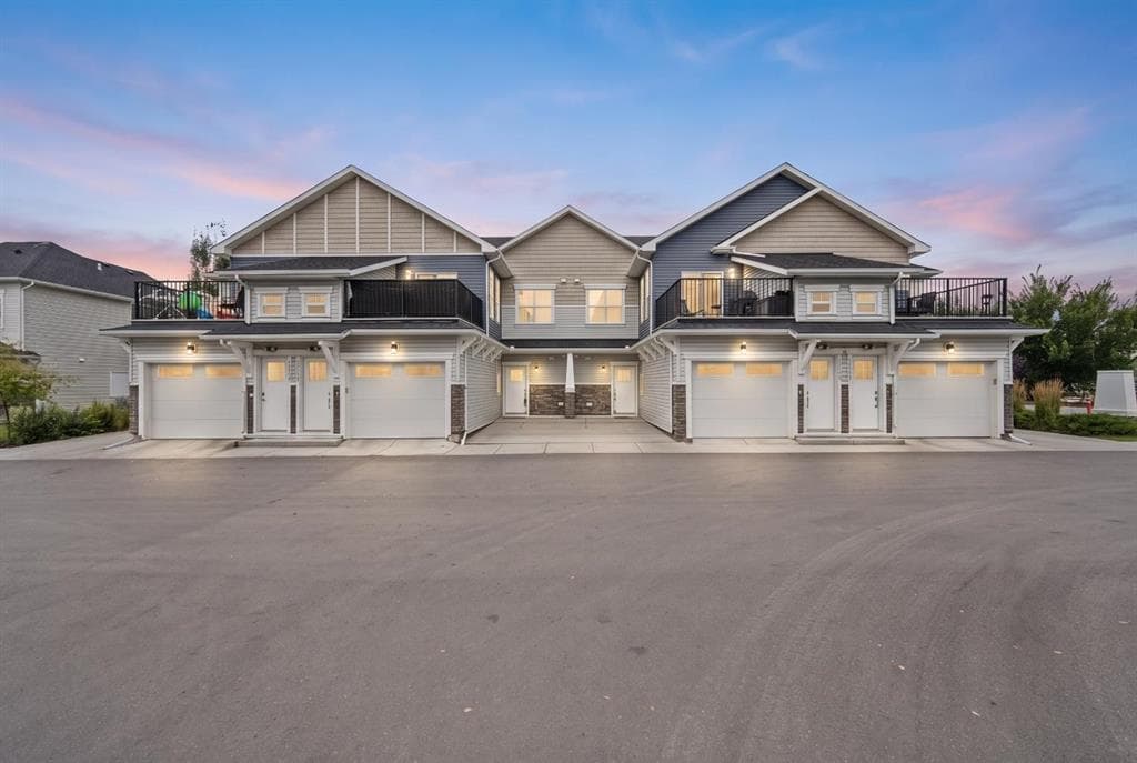1-bed Townhouse for sale at 103, 115 Sagewood Drive SW, Airdrie