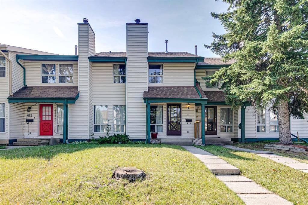 2-bed Semi-detached for sale at 33 Woodhill Court SW, Calgary