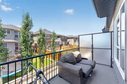 Thumbnail 37