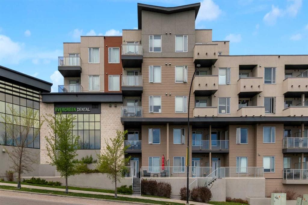2-bed Apartment for sale at 101, 30 Shawnee Common SW, Calgary