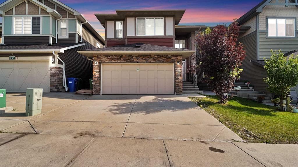 149 saddlestone Drive NE — photo 1