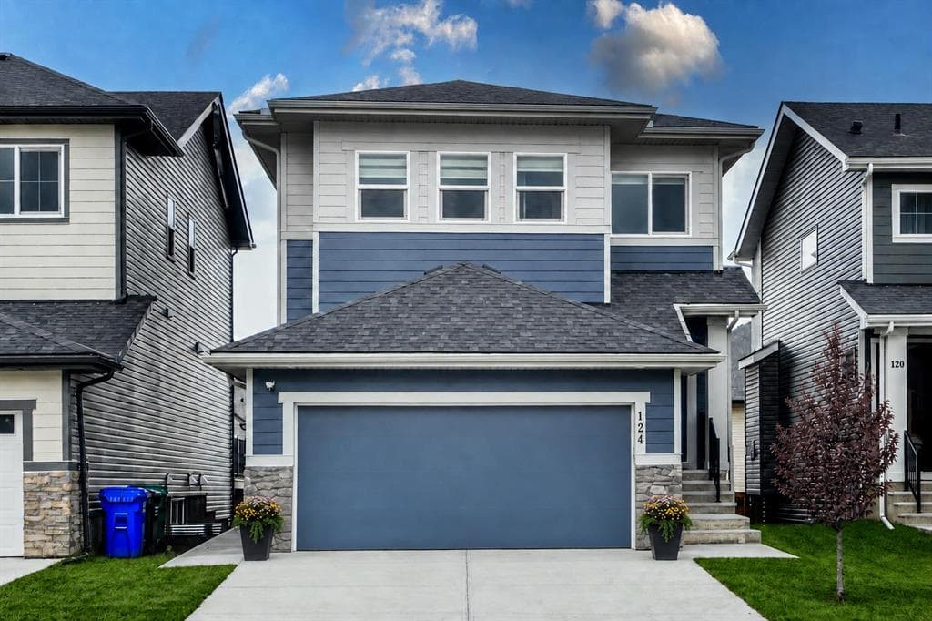 4-bed Detached for sale at 124 Heritage Boulevard, Cochrane
