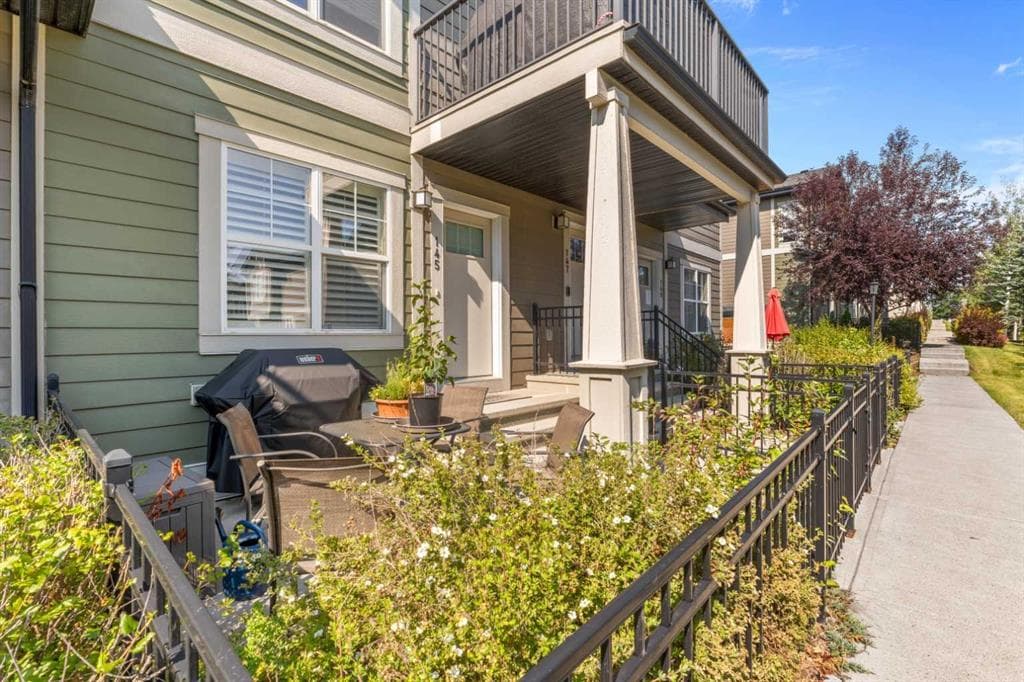 2-bed Townhouse for sale at 145 Cranford Walk SE, Calgary