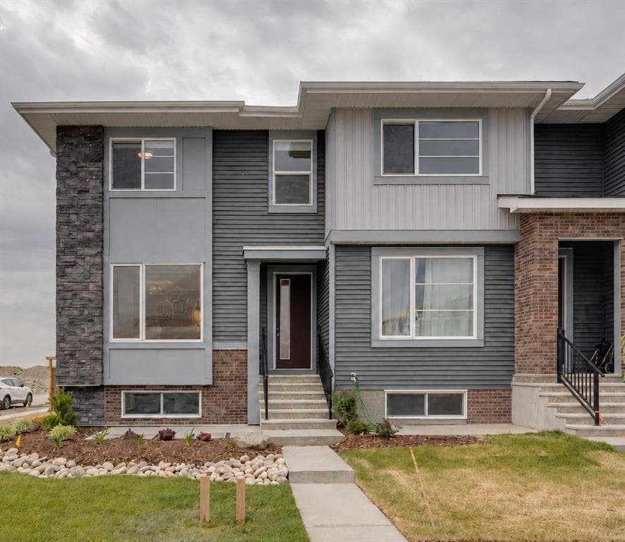 3-bed Townhouse for sale at 189 Cobblestone Gate SW, Airdrie