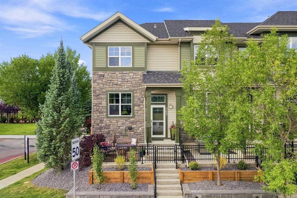 345 Mckenzie Towne Gate SE — photo 1