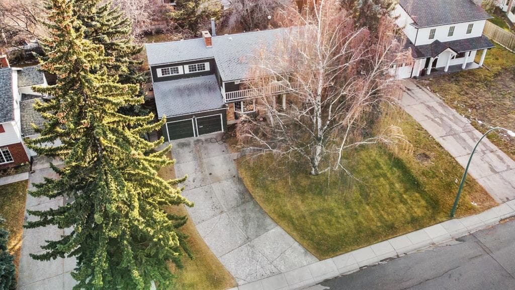 5-bed Detached for sale at 1223 Baldwin Crescent SW, Calgary
