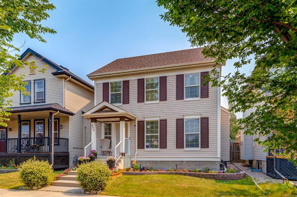 880 Prestwick Circle SE — photo 1