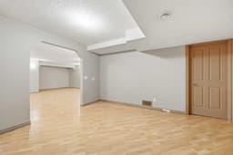 Thumbnail 39