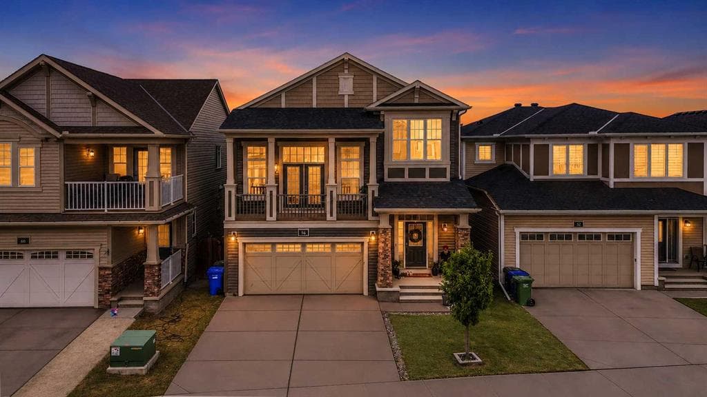 56 Carrington Circle NW — photo 1