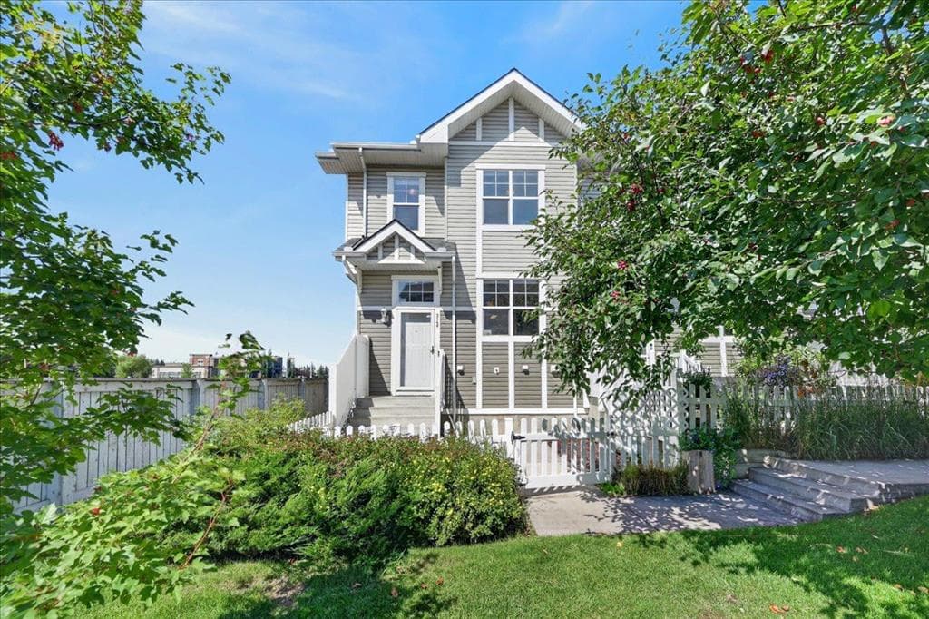3146 New Brighton Gardens SE — photo 1