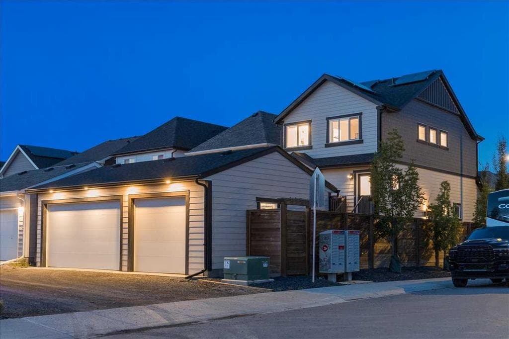 199 Magnolia Way SE — photo 1
