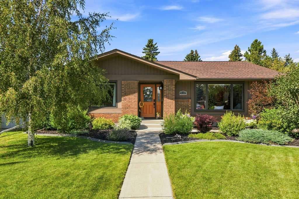 4-bed Detached for sale at 428 Parkridge Rise SE, Calgary