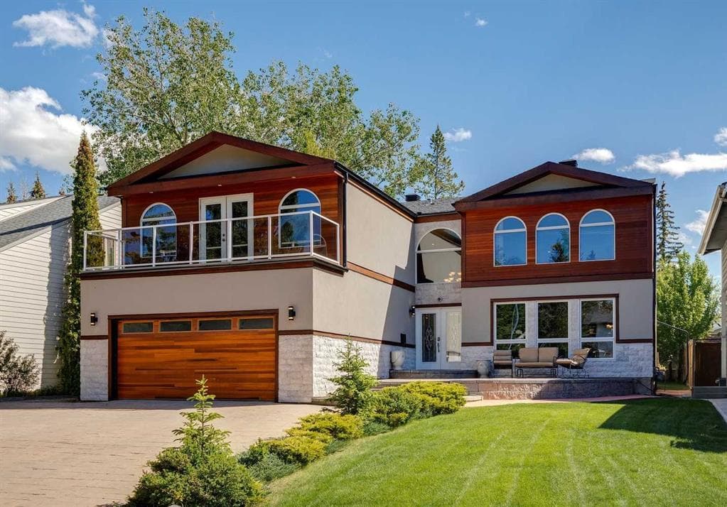 4-bed Detached for sale at 223 Pump Hill Crescent, Calgary