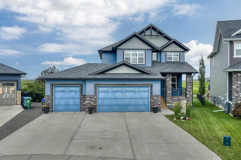 395 Boulder Creek Bay SE — photo 1