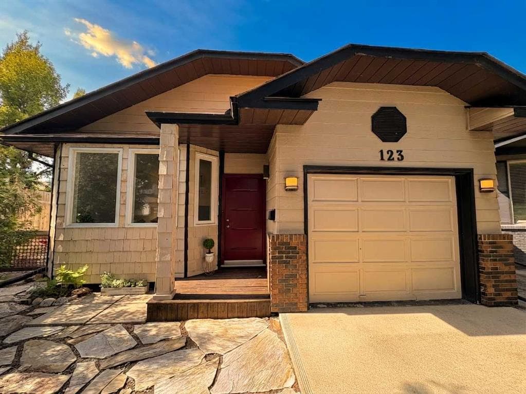 123 SUNMILLS Place SW — photo 1