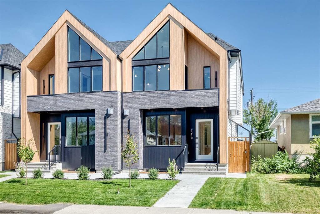 2218 35 Street SW — photo 1