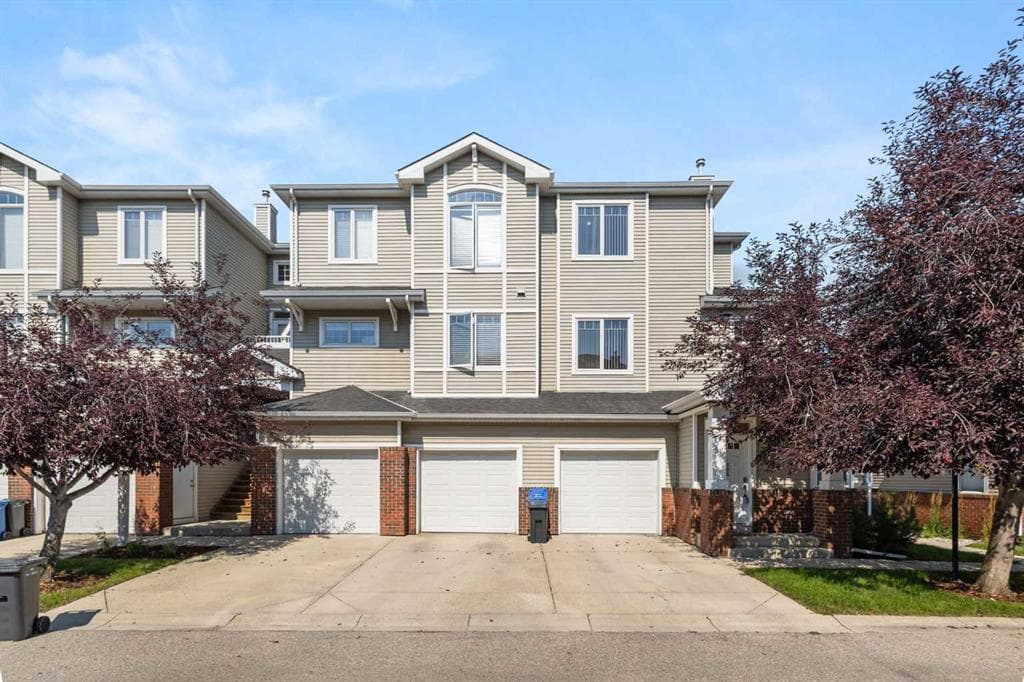 805, 8000 Wentworth Drive SW — photo 1